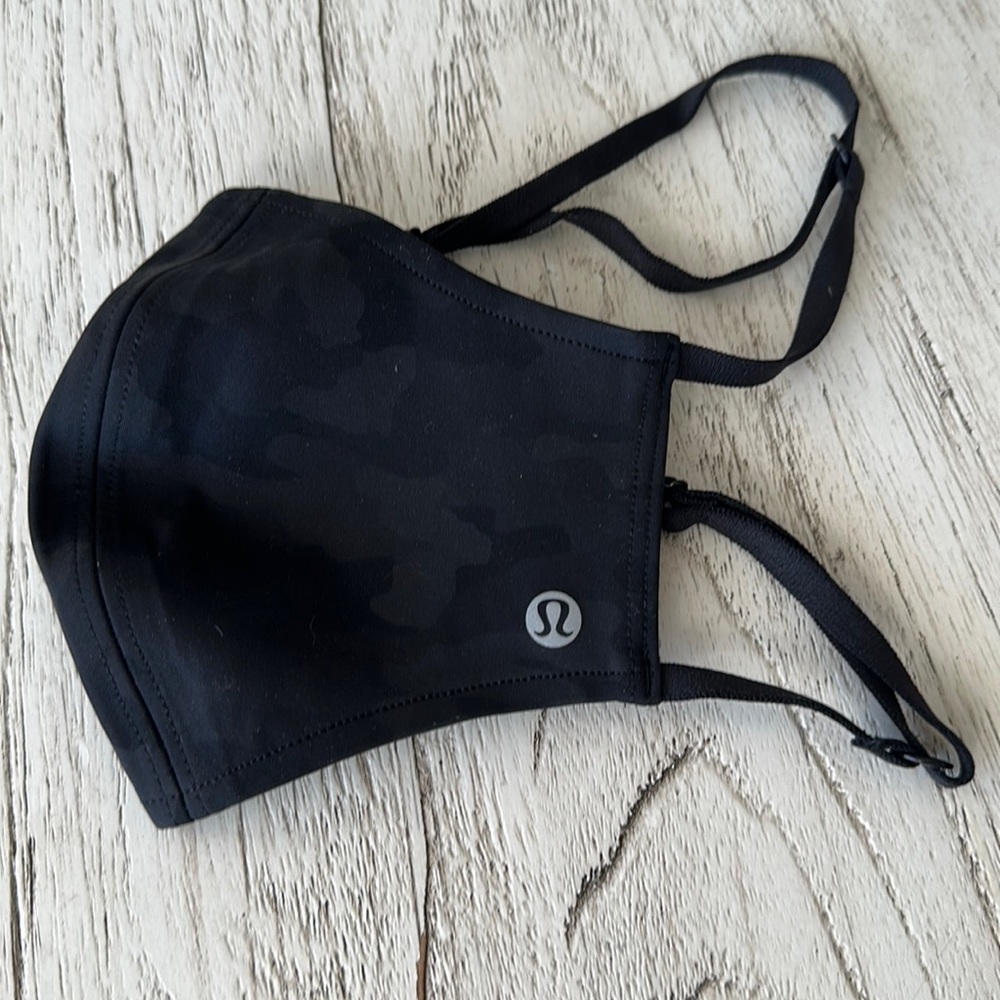 LuLu face mask.